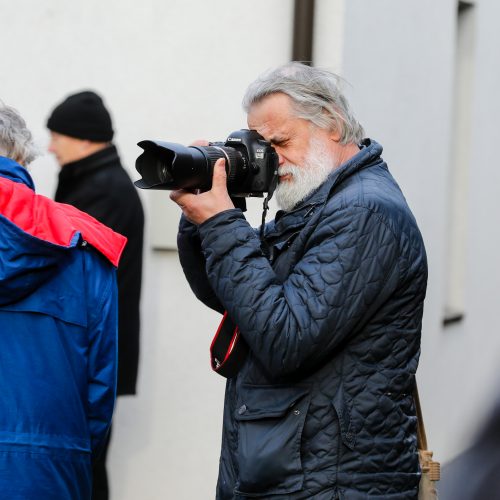 Poetas K. Navakas išlydimas į paskutinę kelionę  © T. Biliūno / Fotobanko nuotr.