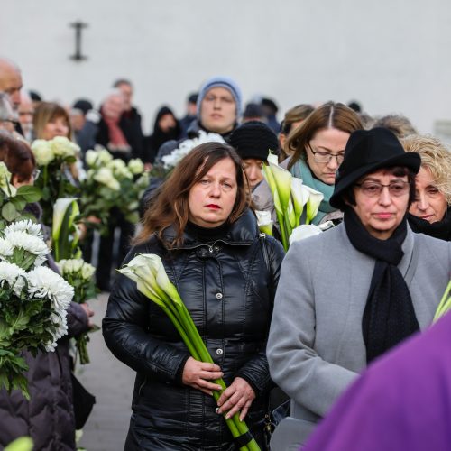 Poetas K. Navakas išlydimas į paskutinę kelionę  © T. Biliūno / Fotobanko nuotr.