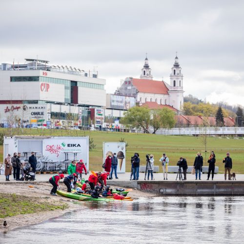  Iš Viliaus išvyko dvylika savanorių, kurie baidarėmis plausk iki Nidos  © I. Gelūno / Fotobanko nuotr.