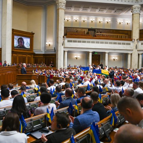 V. Zelenskiui įteiktas aukščiausias Lietuvos valstybės apdovanojimas  © Feisbuko, Prezidento kanceliarijos/ R. Dačkaus nuotr.