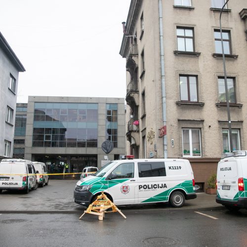 Evakuotas Kauno apygardos teismas  © Justinos Lasauskaitės nuotr.