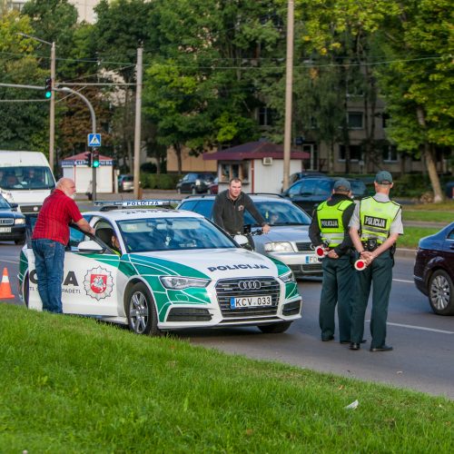 Policijos reidas Taikos prospekte  © Laimio Steponavičiaus nuotr.