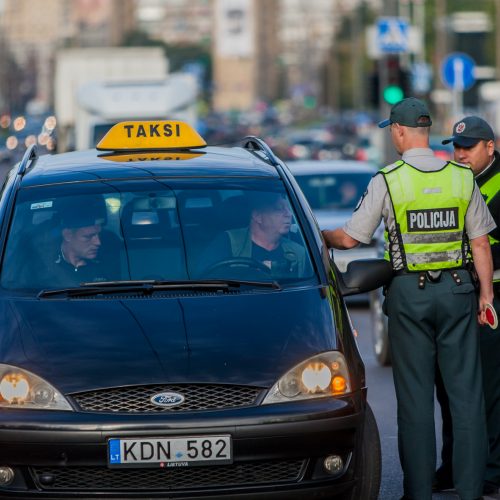 Policijos reidas Taikos prospekte  © Laimio Steponavičiaus nuotr.