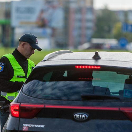 Policijos reidas Taikos prospekte  © Laimio Steponavičiaus nuotr.