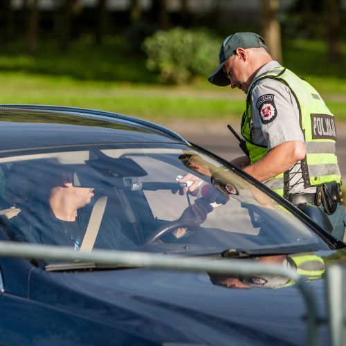 Policijos reidas Taikos prospekte  © Laimio Steponavičiaus nuotr.