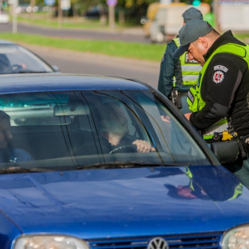 Policijos reidas Taikos prospekte  © Laimio Steponavičiaus nuotr.