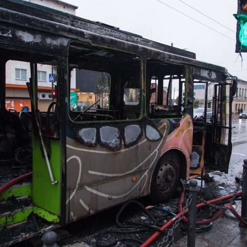 Netoli Kauno autobusų stoties supleškėjo troleibusas  © Laimio Steponavičiaus nuotr.