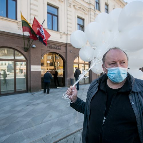 Architektai susirinko palaikyti teisiamą A. Karalių  © Vilmanto Raupelio nuotr.