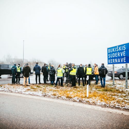 Policija pradėjo masinę judėjimo kontrolę  © I. Gelūno, T. Biliūno / Fotobanko nuotr.