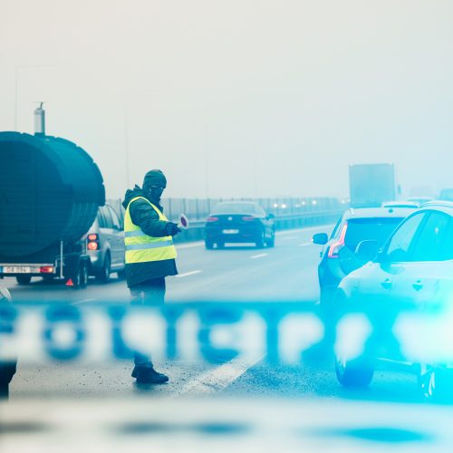 Policija pradėjo masinę judėjimo kontrolę  © I. Gelūno, T. Biliūno / Fotobanko nuotr.