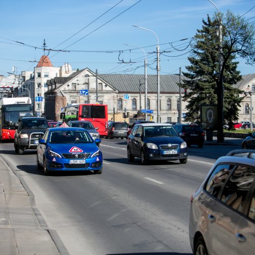 Eismo spūstys prieš Kauno pilies žiedinės sankryžos rekonstrukciją  © Vilmanto Raupelio nuotr.