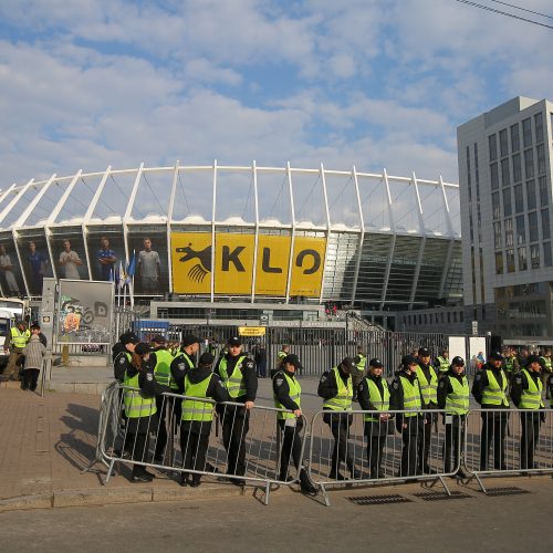 P. Porošenkos ir V. Zelenskio debatai Kijevo stadione  © Scanpix nuotr.