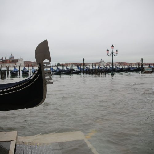 Veneciją užliejo potvynis  © Scanpix nuotr.