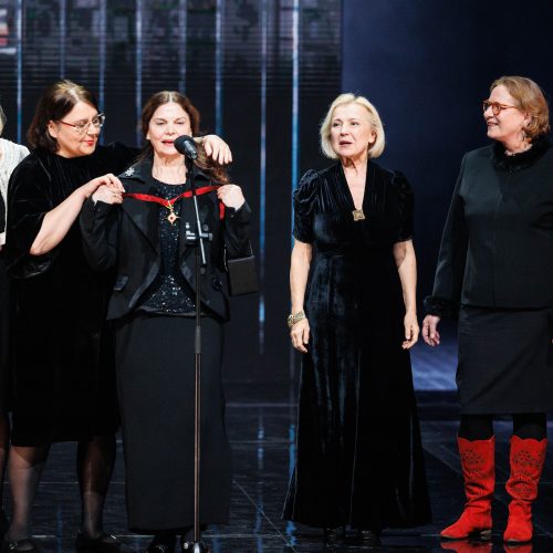 „Auksinių scenos kryžių“ apdovanojimų ceremonija Klaipėdos dramos teatre  © E. Ovčarenko / BNS nuotr.