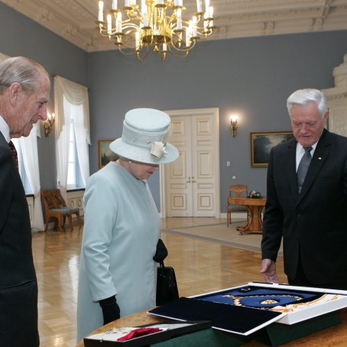 Mirė karalienės Elizabeth II sutuoktinis princas Philipas  © Scanpix ir Dž. G. Barysaitės/ LR prezidento kanceliarijos nuotr.