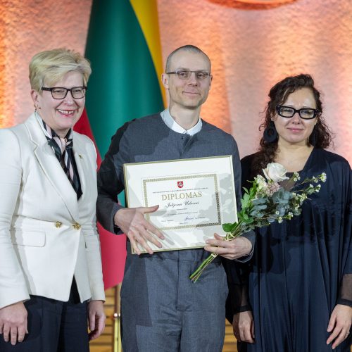 Vyriausybėje pagerbti kultūros ir meno premijų laureatai  © J. Kalinsko/ELTOS nuotr.
