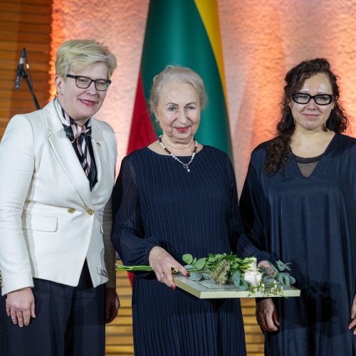 Vyriausybėje pagerbti kultūros ir meno premijų laureatai  © J. Kalinsko/ELTOS nuotr.