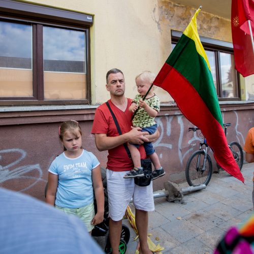 Protestas Miško gatvėje dėl kertamų medžių   © Vilmanto Raupelio nuotr.