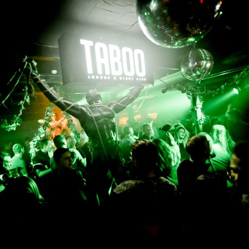 „Taboo“ klubas virto džiunglėmis  © tomasfoto.lt