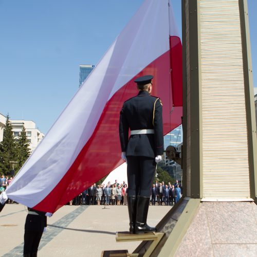 Iškilminga vėliavų pakėlimo ceremonija  © V. Skaraičio / BFL nuotr.