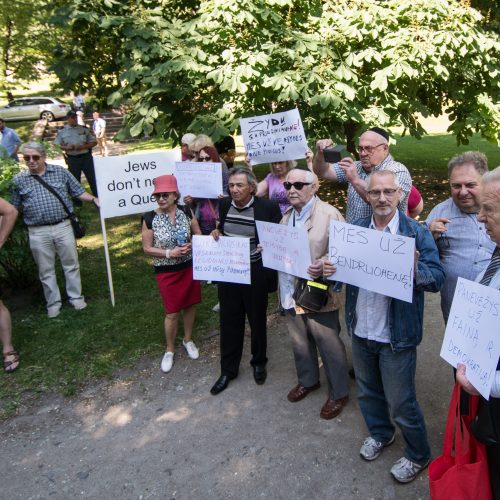 Žydai surengė protesto akciją  © V. Skaraičio / BFL nuotr.