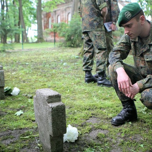 Fredoje sutvarkyti vokiečių karių kapai  © Evaldo Šemioto nuotr.