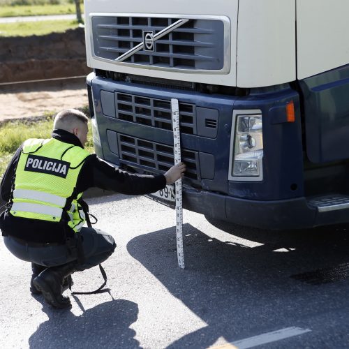 Avarija Jūrininkų prospekte  © Vytauto Petriko nuotr.