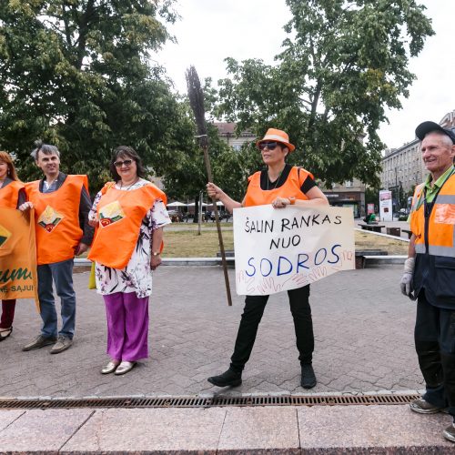 „Solidarumas“ protestavo prieš mokesčių reformą  © G. Bartuškos / ELTOS nuotr.