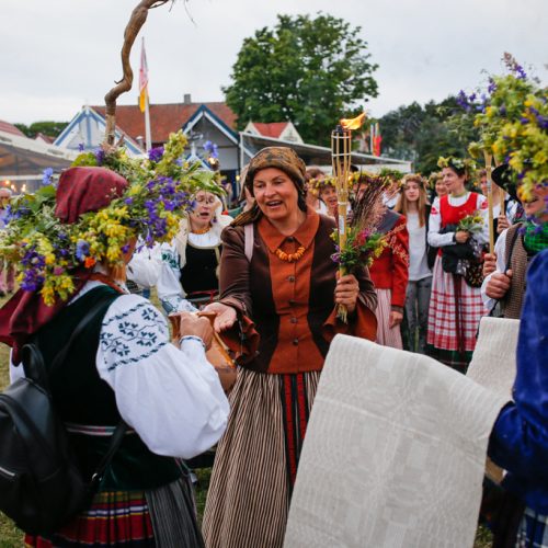 Vestuvinis Joninių festivalis Neringoje  © Vytauto Petriko nuotr.
