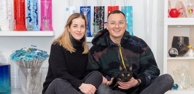 Unikalioje Kauno Senamiesčio galerijoje atsiskleidžia stiklo paslaptys