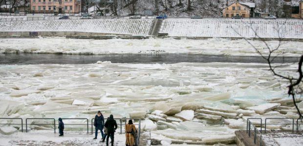 Prisiminė, kaip Nemunas ties Kaunu užšaldavo dar lapkritį