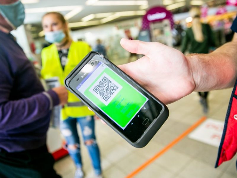 akcijų rinkos pasirinkimo sandorių apibrėžimas prekybos pelningumo kreivės strategija