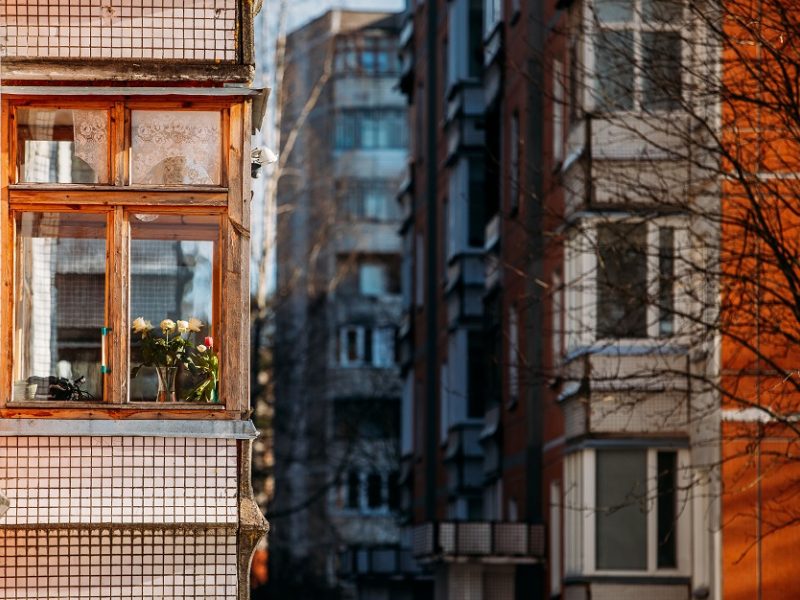Buto balkone Vilniuje radus sprogstamųjų medžiagų, įvestas planas „Skydas“