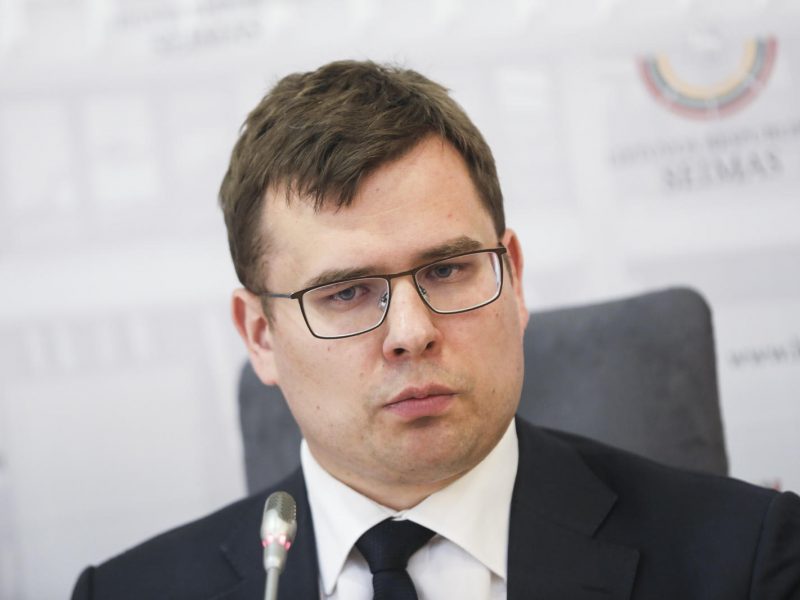 universiteto saugumo strategija dvejetainiai opcionai indėlis paypal