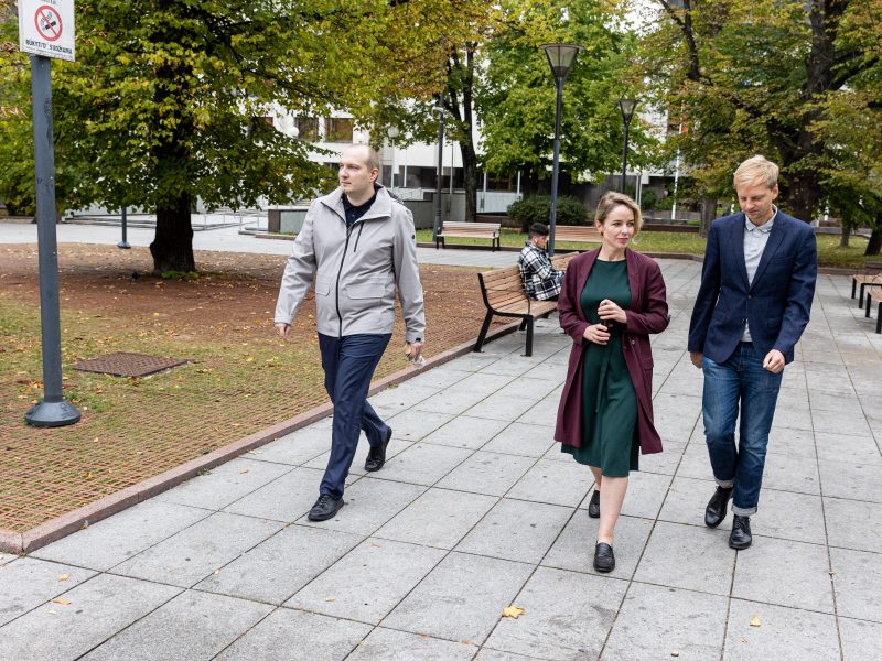 G. Jakštas susitiko su protestuojančiais mokytojais
