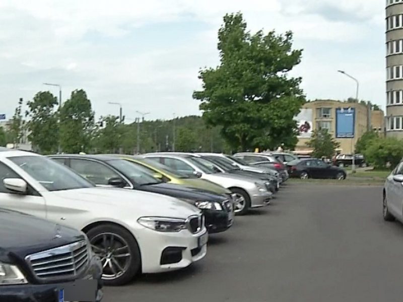 Automobilio statymas sostinėje – nesibaigiantis galvos skausmas