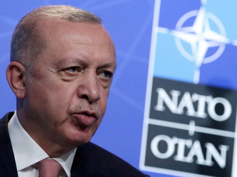 R. T. Erdoganas: Švedija negali įstoti į NATO, jei leidžia deginti Koraną
