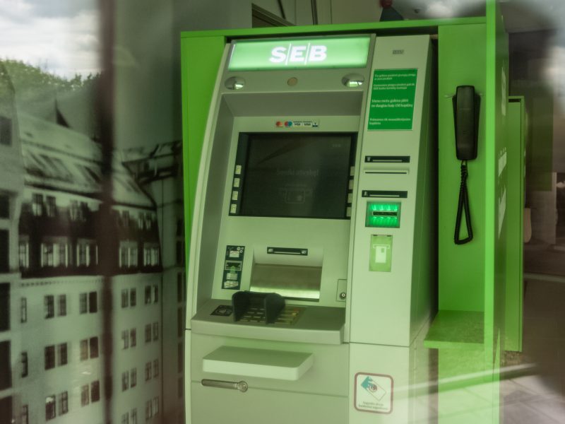forex strategija su judančiais vidurkiais pasakų prekybos sistema
