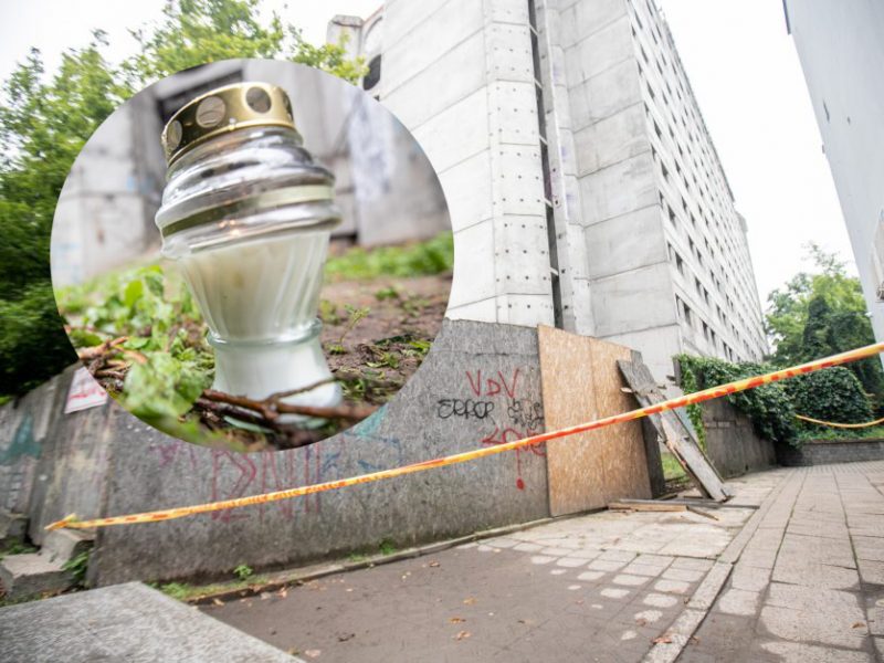 Siaubas Kauno centre: krisdamas nuo „Britanikos“ stogo jaunuolis sužalojo pareigūną, o pats užsimušė