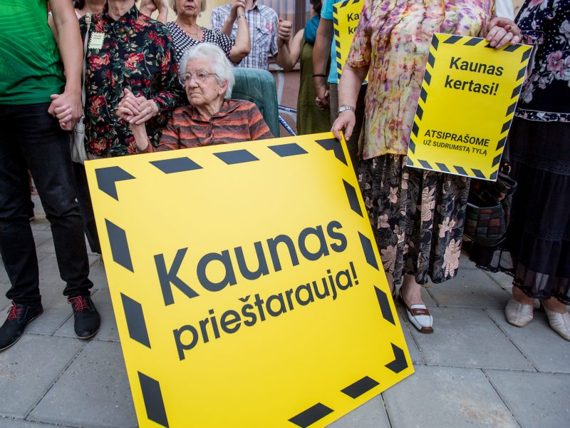 patrauklūs plakatų širdies šūkiai hipertenzija kraujagyslių tonusas