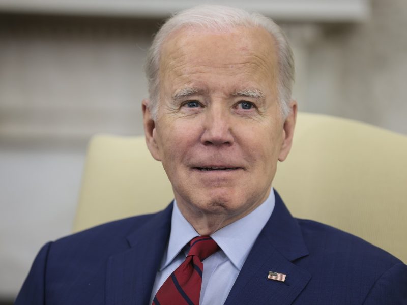 J. Bidenui buvo pašalintas vėžinis odos darinys