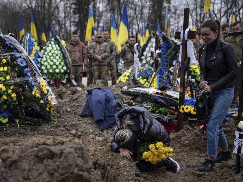 394-oji karo Ukrainoje diena