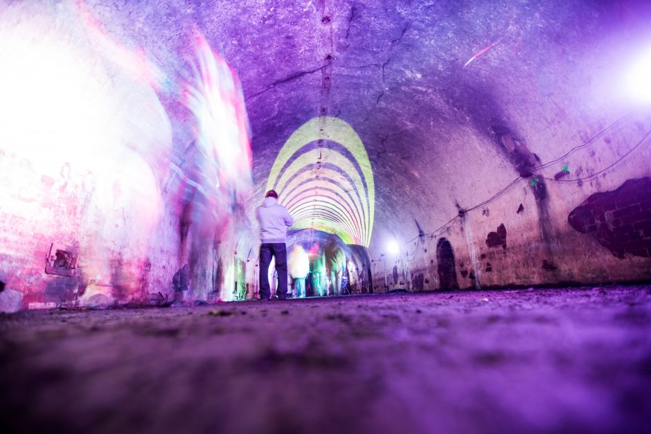 Šilainiai driokstelėjo: forto tuneliuose – kaukianti sirena ir menininkų projektas