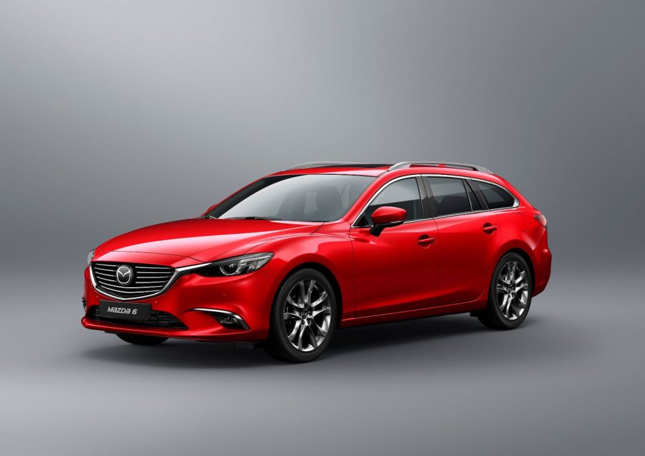 Nauja „Mazda6“ pasirodys ir sedano, ir universalo kėbulu