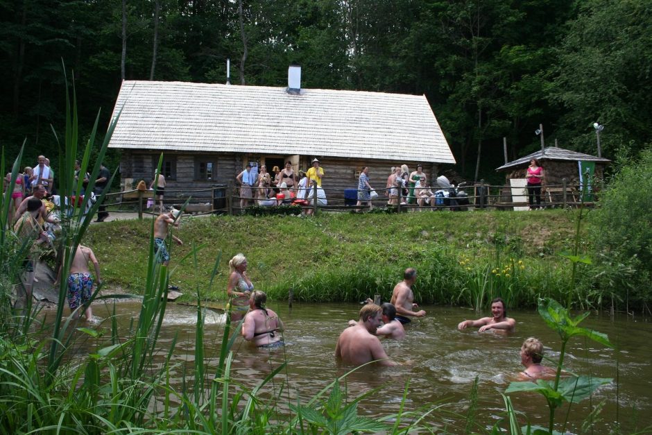 Rumšiškėse smaginsis pirties mėgėjai