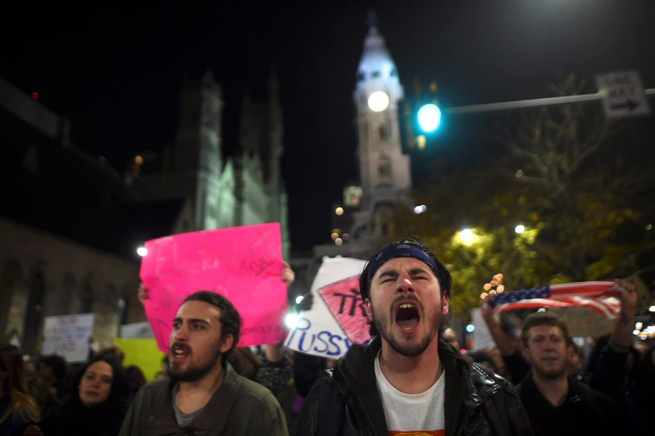 JAV ir toliau nerimsta protestai prieš D. Trumpą