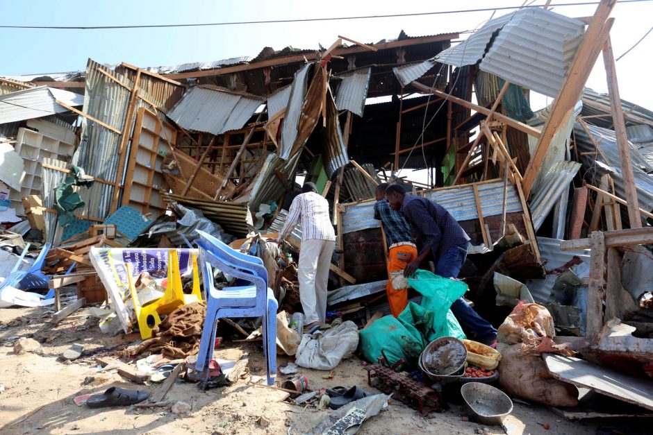 Per sprogimą Somalio sostinėje žuvo mažiausiai 30 žmonių