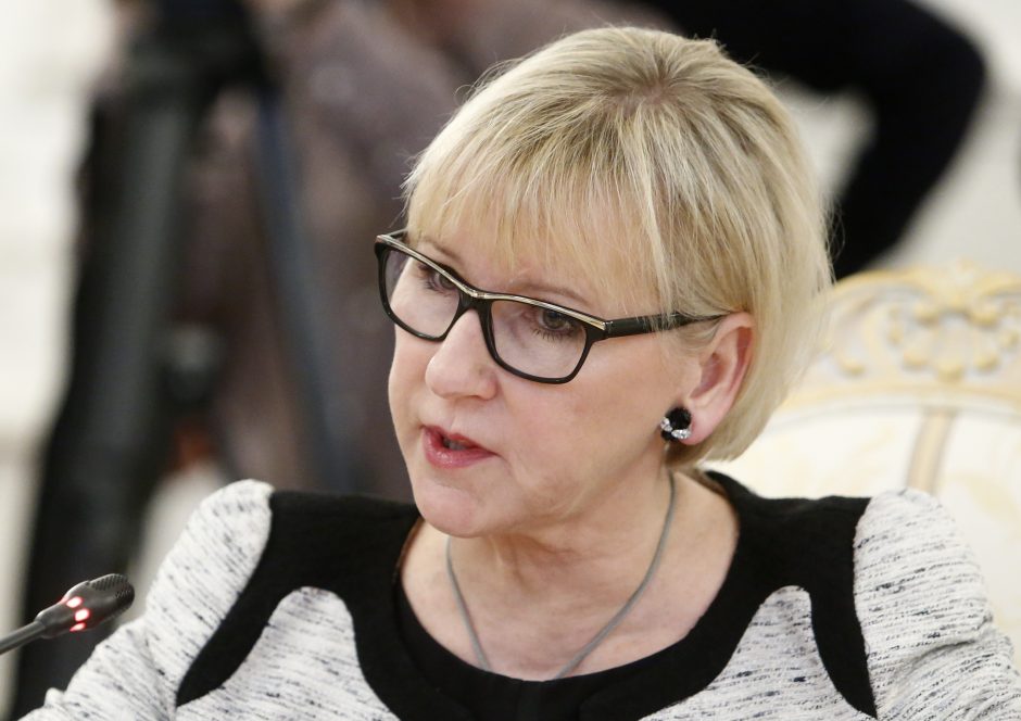 Švedijos ministrė: neketiname jungtis prie kokių nors karinių aljansų