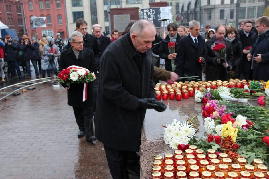 Lietuvos ambasadorius Maskvoje pagerbė sovietinių politinių represijų aukas