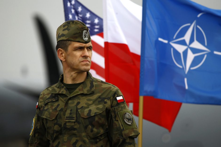Lenkija pasiekė NATO reikalaujamą gynybos finansavimą